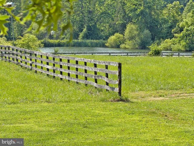 9248 SPRINGS RD, Warrenton, VA 20186