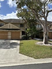 5820 Northpointe Lane, Boynton Beach, FL 33437