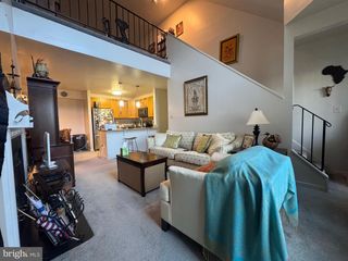 10122 HELLINGLY PL #293, Montgomery Village, MD 20886