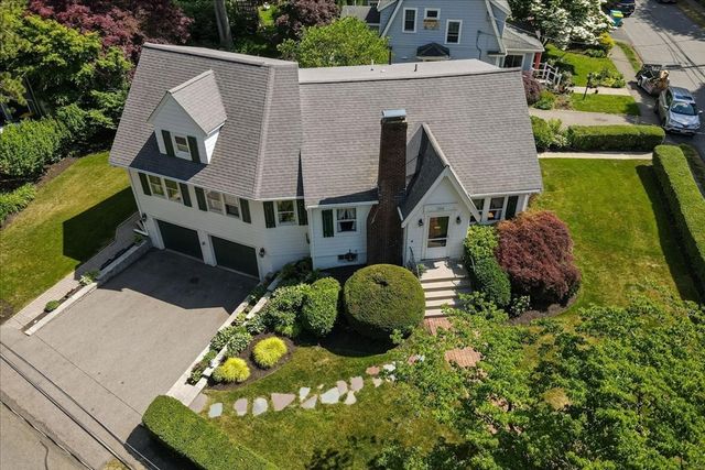 366 Warren St, Needham, MA 02492