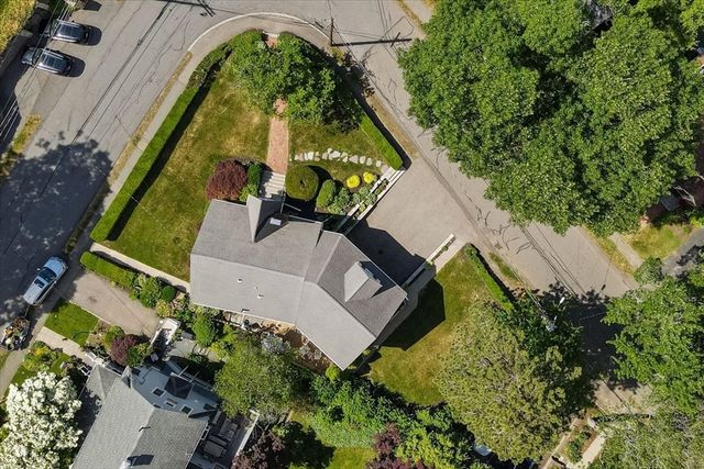 366 Warren St, Needham, MA 02492