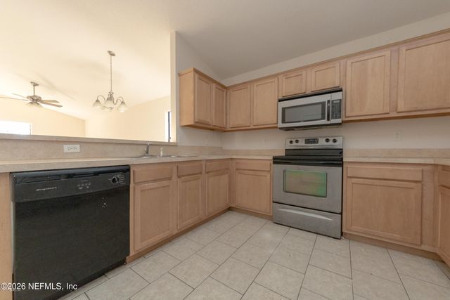 10653 PRIM Drive, Jacksonville, FL 32225