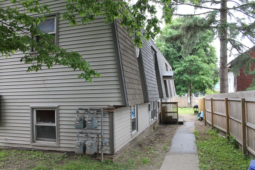 123 North Champlain Street, Burlington, VT 05401