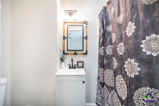 111 Grant Street, Warner Robins, GA 31088