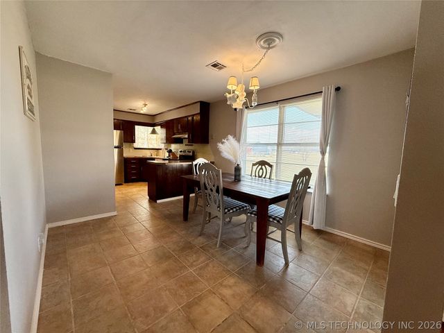 12665 S 35th Street E, Muskogee, OK 74403