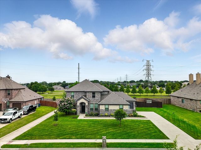 180 Sapphire Lane, Waxahachie, TX 75165