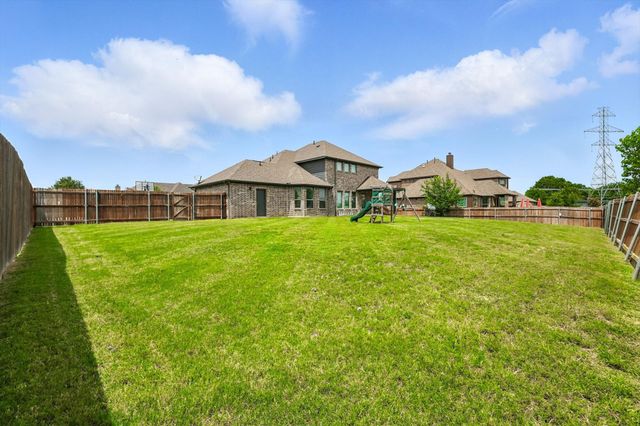 180 Sapphire Lane, Waxahachie, TX 75165