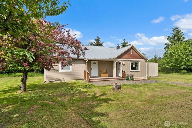 702 King Road, Winlock, WA 98596