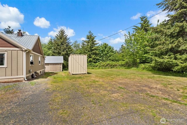 702 King Road, Winlock, WA 98596