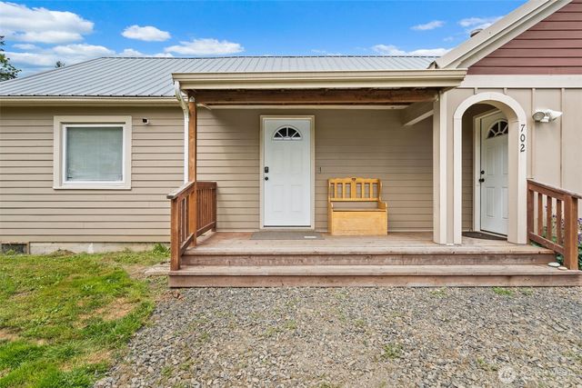 702 King Road, Winlock, WA 98596
