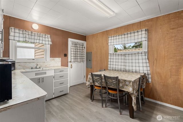 702 King Road, Winlock, WA 98596