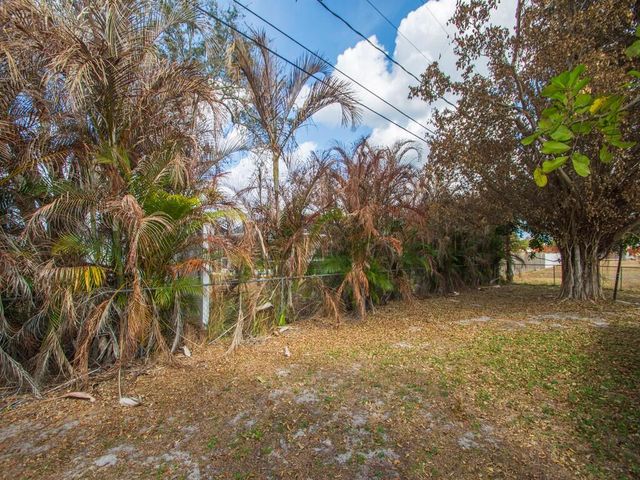 5718 NW North Macedo Boulevard, Port St. Lucie, Port St Lucie, FL 34983