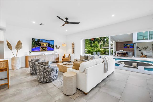 2564 ARLINGTON STREET, Sarasota, FL 34239