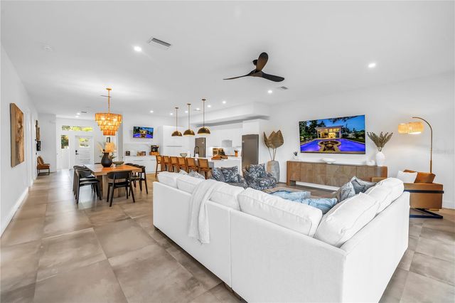 2564 ARLINGTON STREET, Sarasota, FL 34239