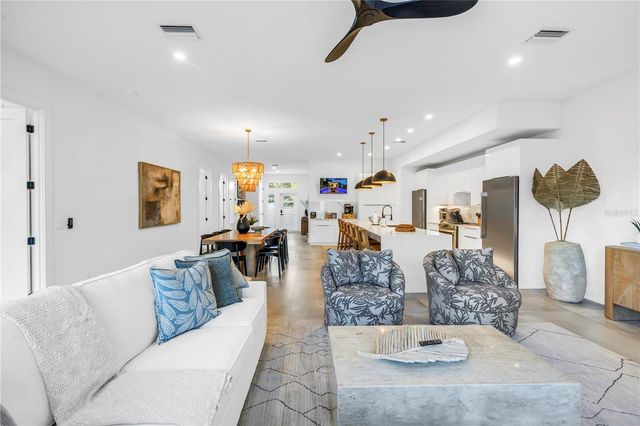 2564 ARLINGTON STREET, Sarasota, FL 34239