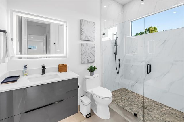 2564 ARLINGTON STREET, Sarasota, FL 34239