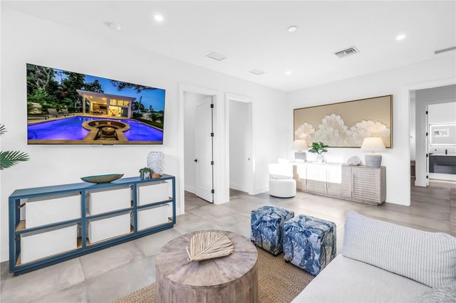 2564 ARLINGTON STREET, Sarasota, FL 34239