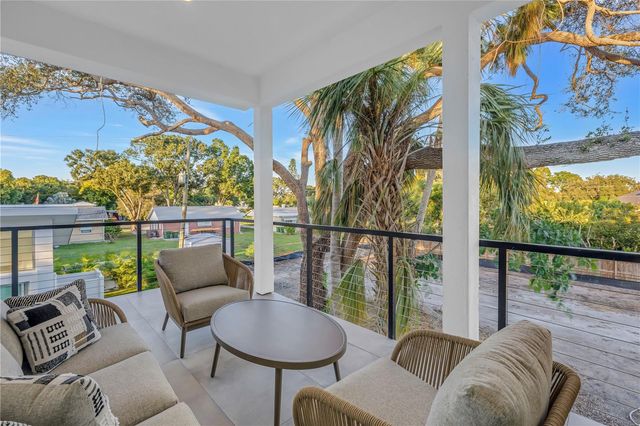 2564 ARLINGTON STREET, Sarasota, FL 34239