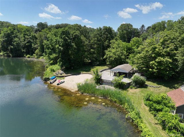 45 Willow Lake Drive, Holmes, NY 12531