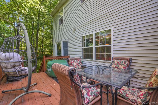 45 Willow Lake Drive, Holmes, NY 12531