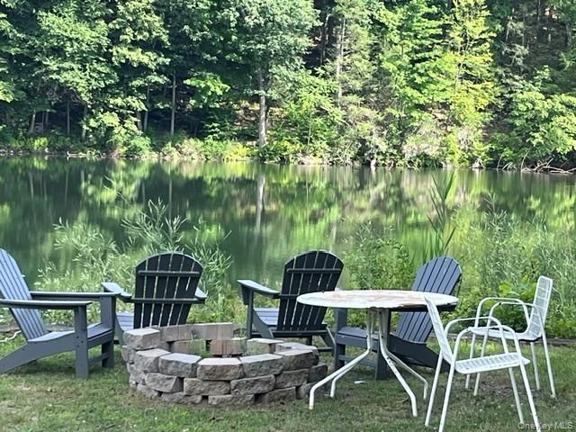 45 Willow Lake Drive, Holmes, NY 12531