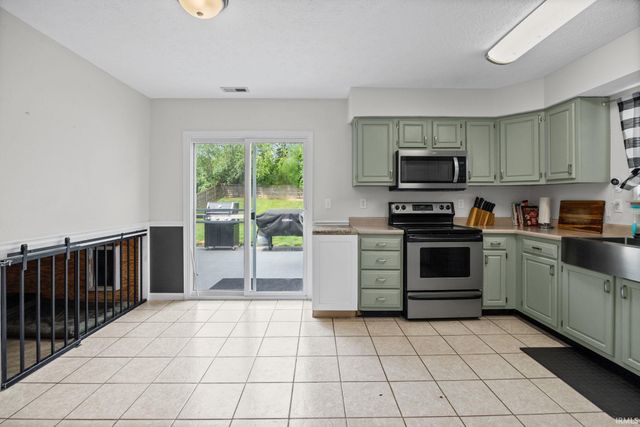 313 Trowbridge Drive, Lafayette, IN 47909