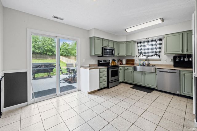 313 Trowbridge Drive, Lafayette, IN 47909