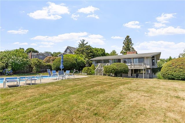 41 Grey Gull Road, Jamestown, RI 02835