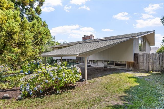 41 Grey Gull Road, Jamestown, RI 02835