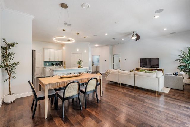 4003 S SHAMROCK ROAD, Tampa, FL 33611