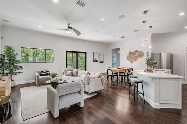 4003 S SHAMROCK ROAD, Tampa, FL 33611