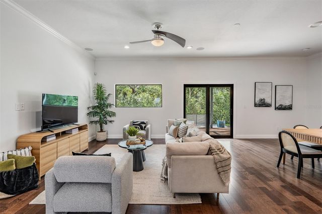 4003 S SHAMROCK ROAD, Tampa, FL 33611