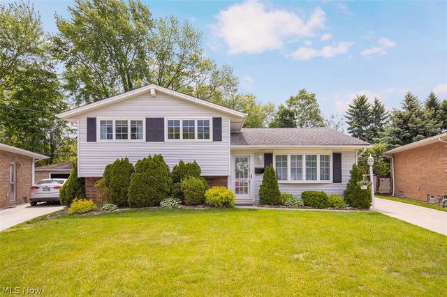 361 Skyview Road, Cleveland, OH 44109