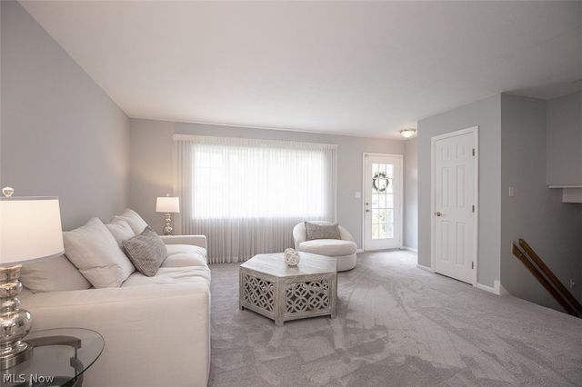361 Skyview Road, Cleveland, OH 44109