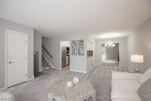 361 Skyview Road, Cleveland, OH 44109