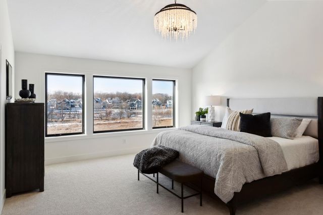 707 Ensconced Way, Chaska, MN 55318
