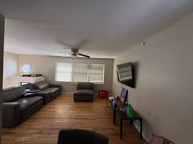 1827 218th Place, Sauk Village, IL 60411