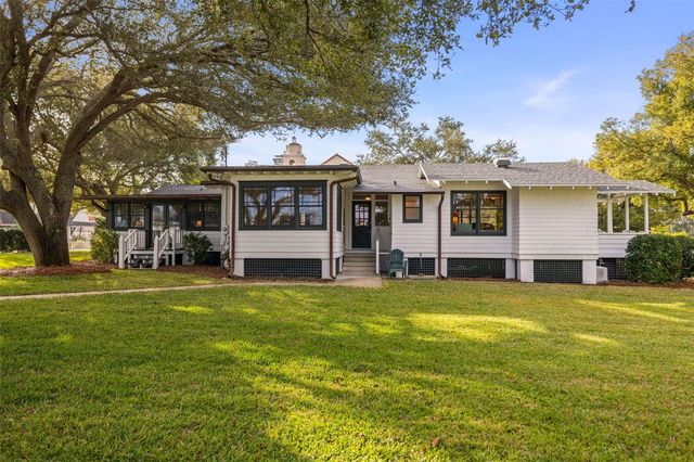 458 SCOTLAND STREET, Dunedin, FL 34698