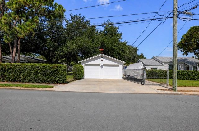 458 SCOTLAND STREET, Dunedin, FL 34698