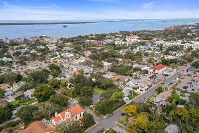458 SCOTLAND STREET, Dunedin, FL 34698