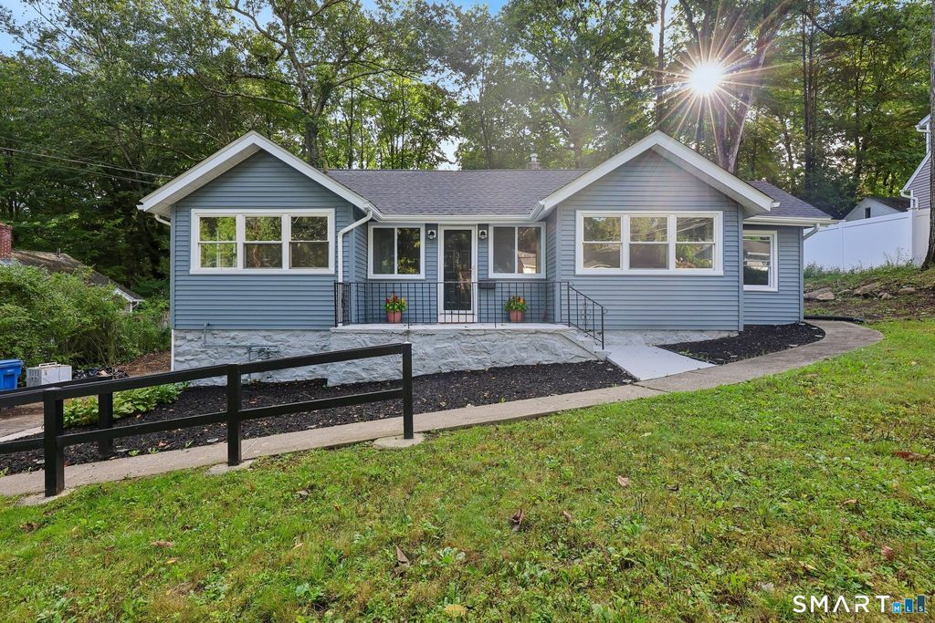 34 Springdale Avenue, Waterbury, CT 06708