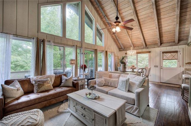 298 Lake View Trace, Jasper, GA 30143