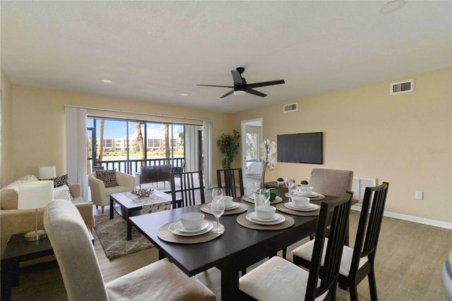 5345 LAKE ARROWHEAD TRAIL 12, Sarasota, FL 34231