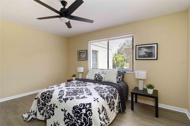 5345 LAKE ARROWHEAD TRAIL 12, Sarasota, FL 34231