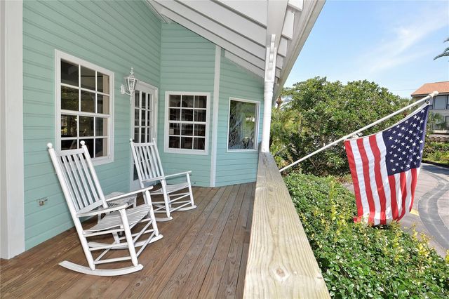 5345 LAKE ARROWHEAD TRAIL 12, Sarasota, FL 34231