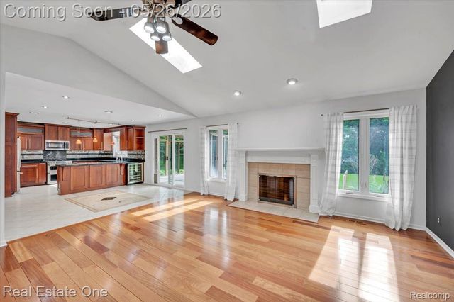 751 Bristol Lane, Orion Charter Township, MI 48348