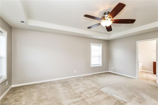 4625 Meadowside Terrace, High Point, NC 27265