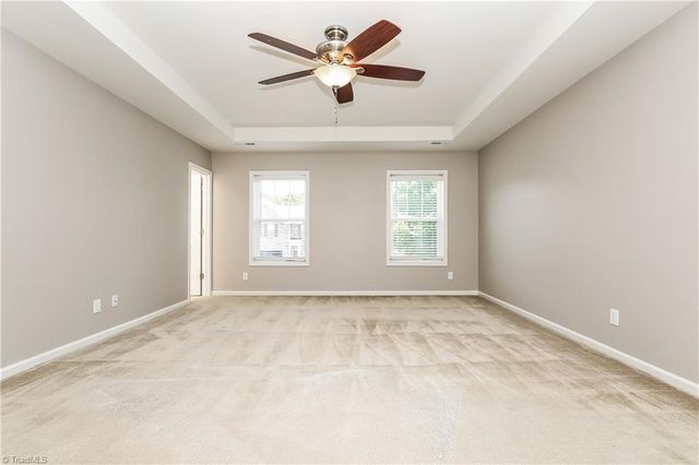 4625 Meadowside Terrace, High Point, NC 27265