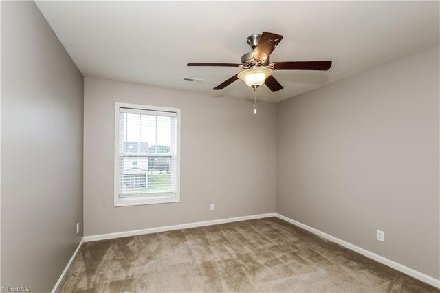 4625 Meadowside Terrace, High Point, NC 27265