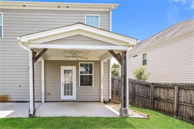4625 Meadowside Terrace, High Point, NC 27265